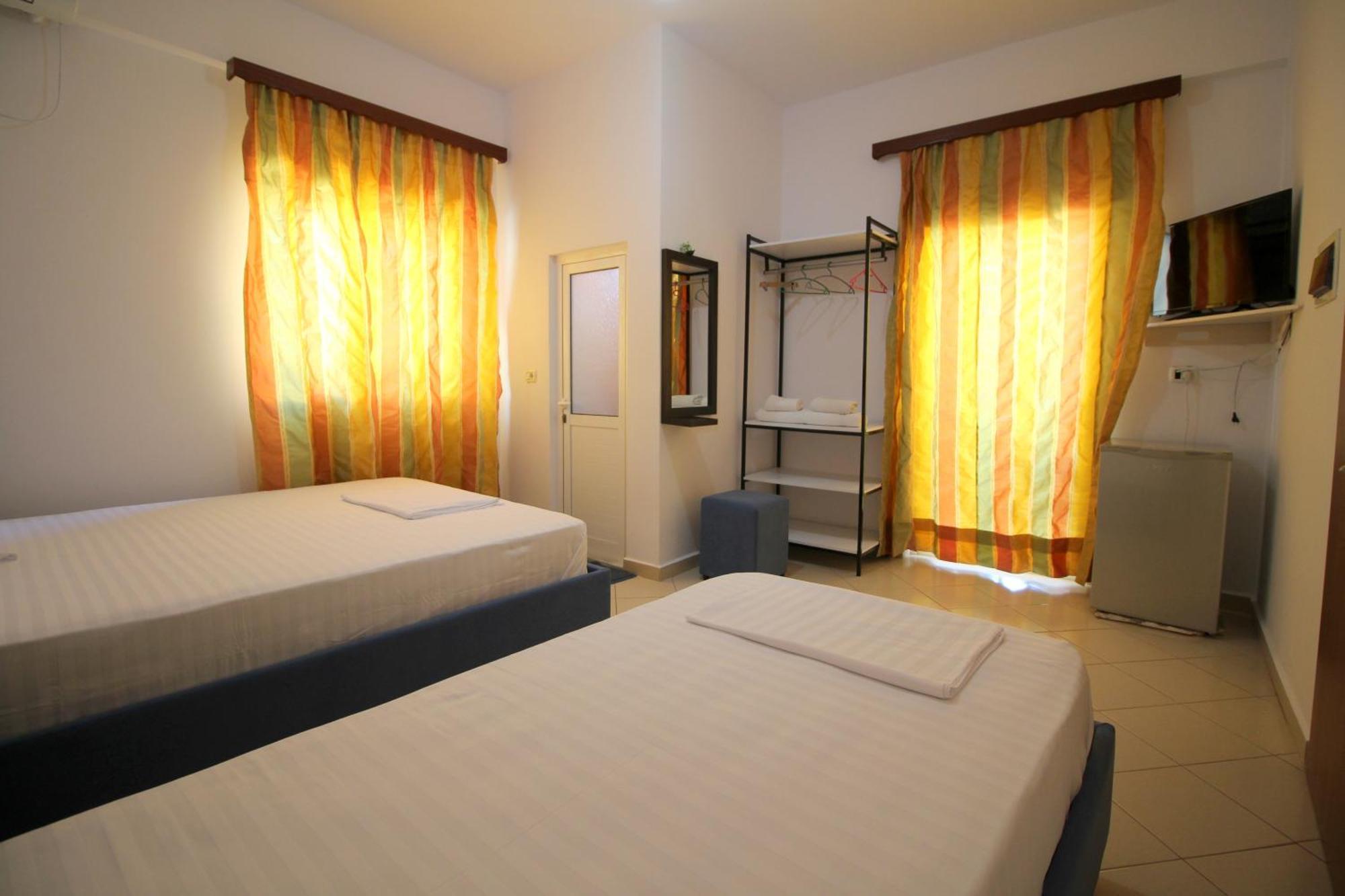 Lengu Holidays Houses Саранде Екстериор снимка