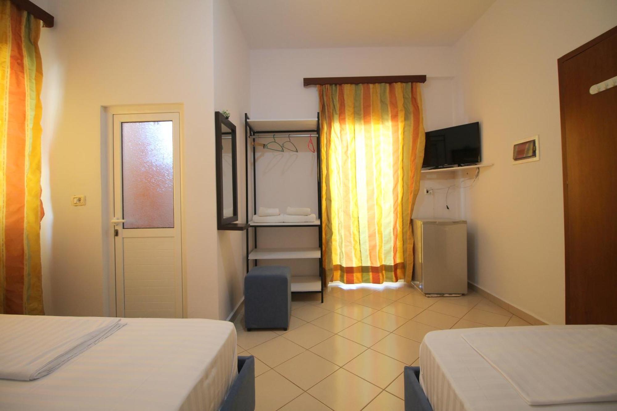 Lengu Holidays Houses Саранде Екстериор снимка