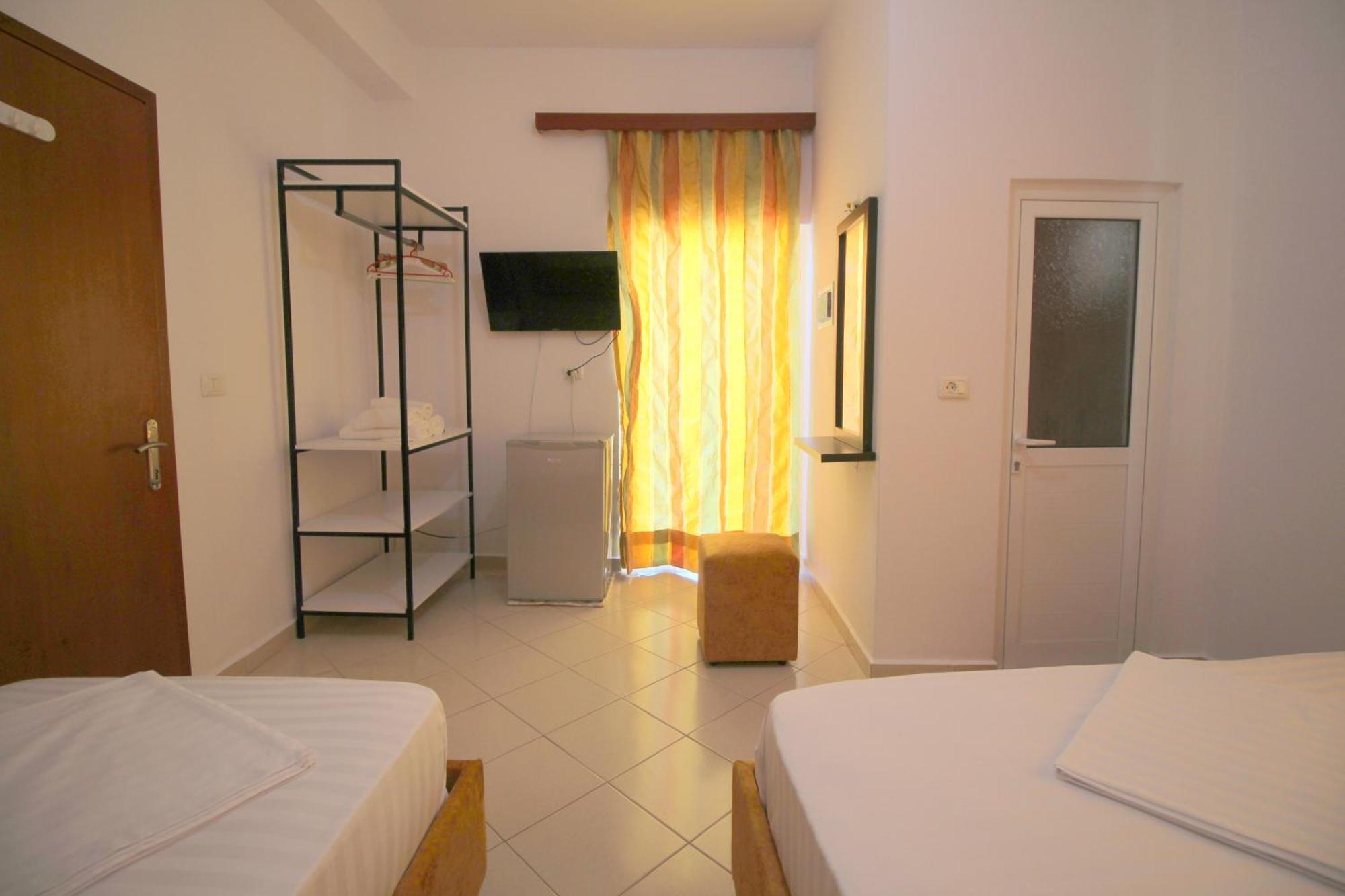 Lengu Holidays Houses Саранде Екстериор снимка