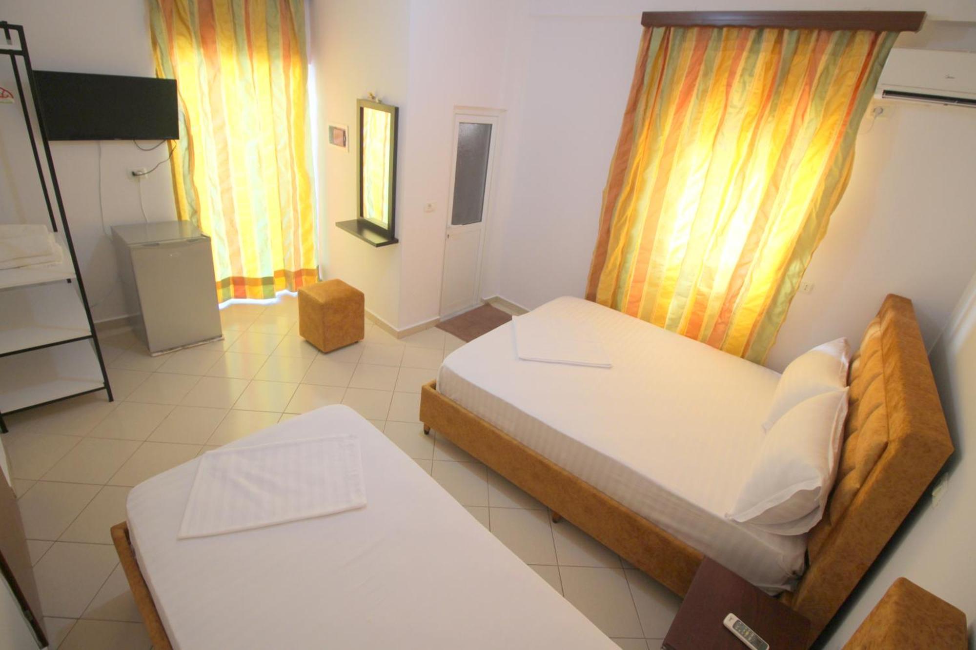 Lengu Holidays Houses Саранде Екстериор снимка